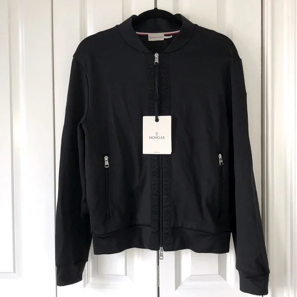 ポケベルMONCLER MAGLIA CARDIGAN Moncler // Navy Hooded Maglia Cardigan – VSP Consignment